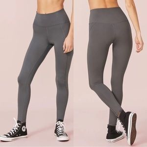 Girlfriend Collective Leggings in Smoke
